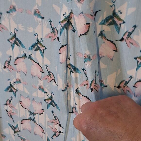 NWOT Velvet Heart Shirt Women's Medium Blue Birds phoebebuffay bohemian 1990s - Picture 5 of 8